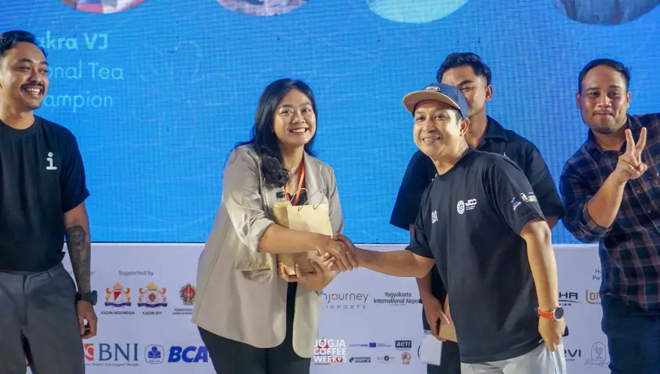 Awarding & Closing Ceremony